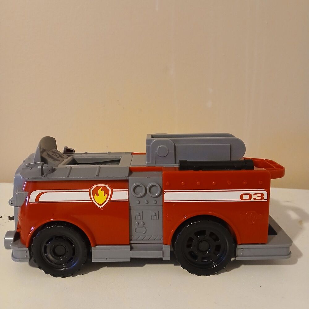 Paw Patrol Marshall's Red Ride N Rescue Transforming 2-in-1 Playset & Fire Truck